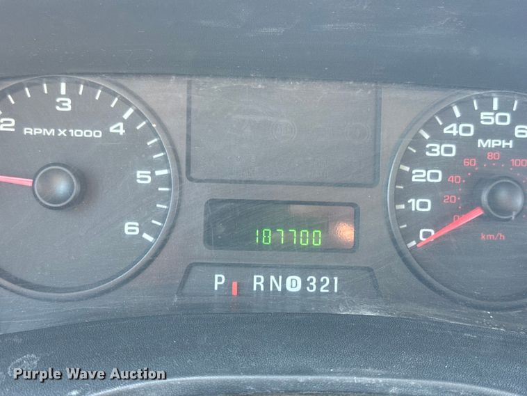 image for item NF9410 2007 Ford F450 Super Duty flatbed truck