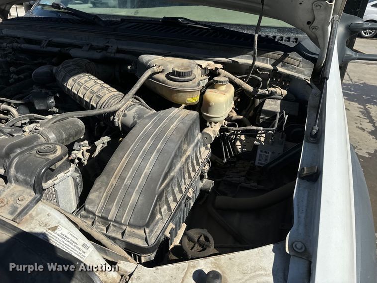 image for item NF9410 2007 Ford F450 Super Duty flatbed truck