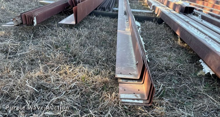 image for item NF9426 Angle iron