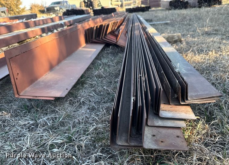 image for item NF9426 Angle iron