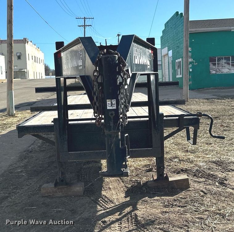 image for item NJ9300 2009 Parker Performance equipment trailer