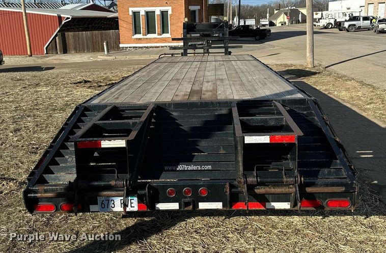 image for item NJ9300 2009 Parker Performance equipment trailer