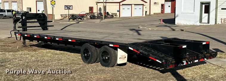 image for item NJ9300 2009 Parker Performance equipment trailer