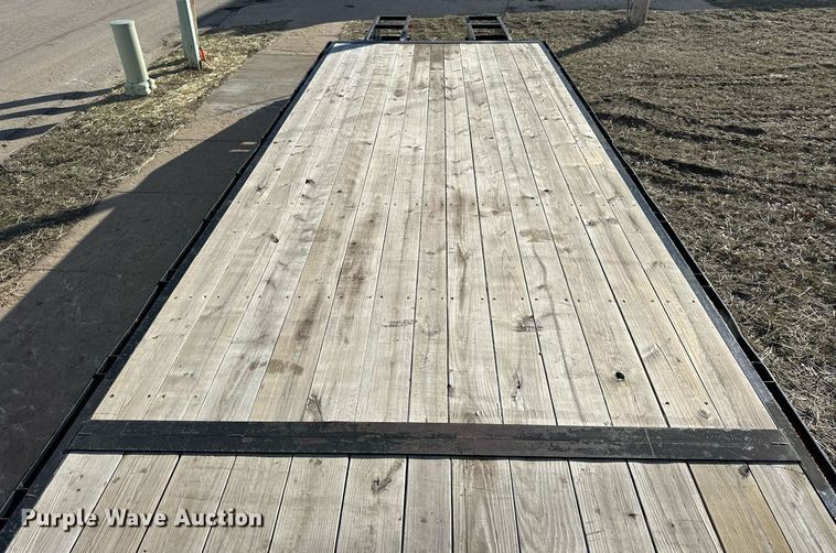 image for item NJ9300 2009 Parker Performance equipment trailer