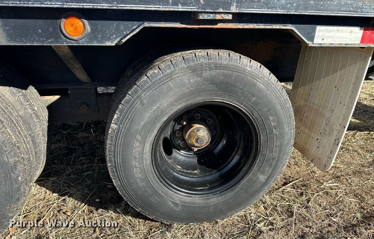 image for item NJ9300 2009 Parker Performance equipment trailer