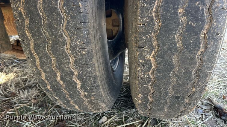 image for item NJ9300 2009 Parker Performance equipment trailer