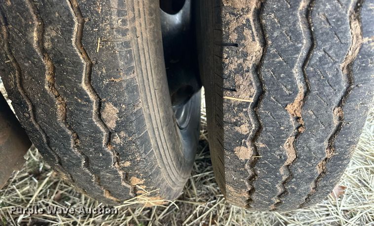 image for item NJ9300 2009 Parker Performance equipment trailer