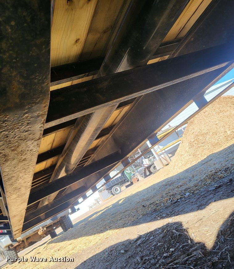 image for item NJ9300 2009 Parker Performance equipment trailer