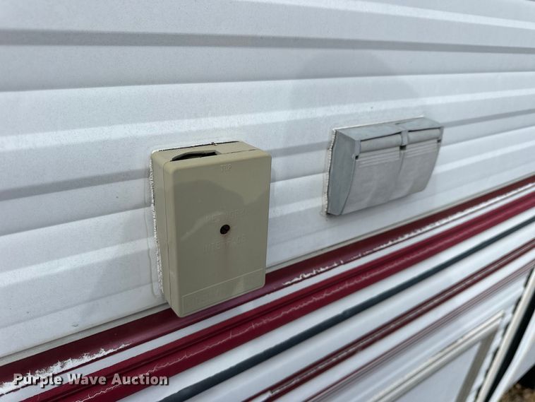 image for item NJ9377 1993 Jayco 265 RK Eagle Series camper