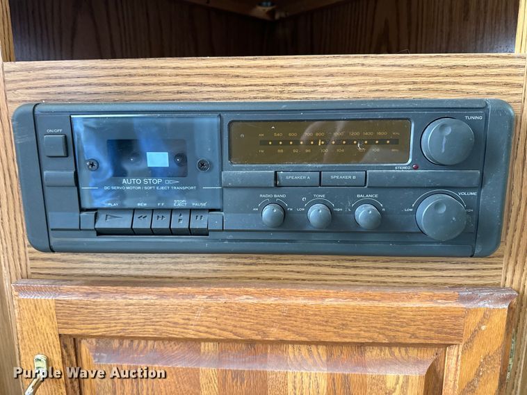 image for item NJ9377 1993 Jayco 265 RK Eagle Series camper