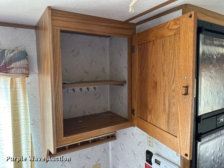 image for item NJ9377 1993 Jayco 265 RK Eagle Series camper