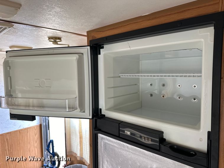 image for item NJ9377 1993 Jayco 265 RK Eagle Series camper