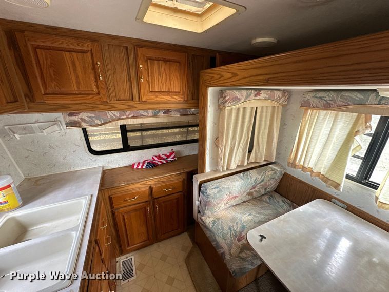 image for item NJ9377 1993 Jayco 265 RK Eagle Series camper