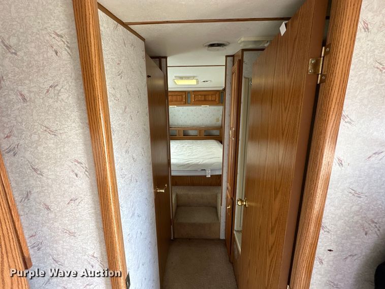 image for item NJ9377 1993 Jayco 265 RK Eagle Series camper