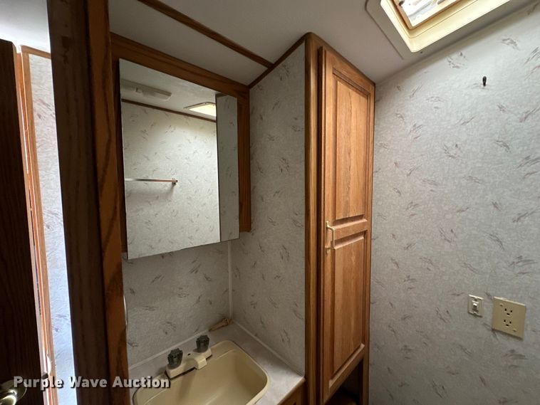 image for item NJ9377 1993 Jayco 265 RK Eagle Series camper