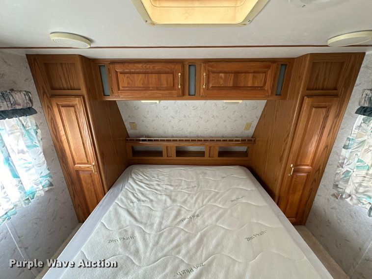 image for item NJ9377 1993 Jayco 265 RK Eagle Series camper