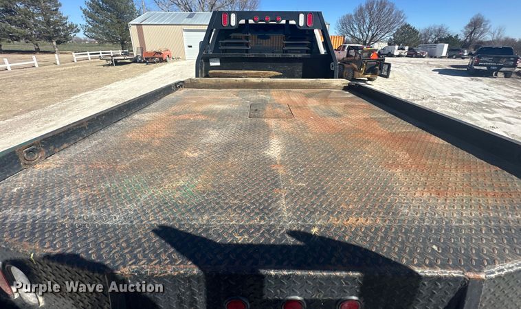 image for item NJ9385 Bradford Built flatbed