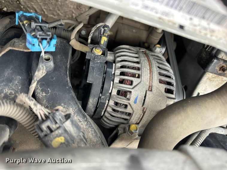 image for item NJ9392 2002 Saturn LS 