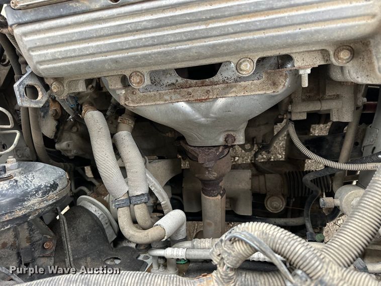 image for item NJ9392 2002 Saturn LS 