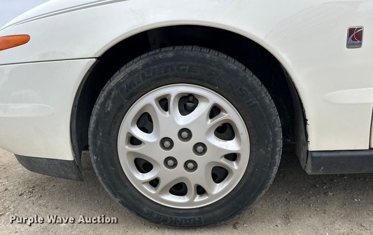 image for item NJ9392 2002 Saturn LS 