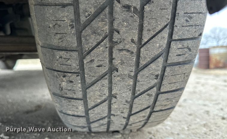 image for item NJ9392 2002 Saturn LS 