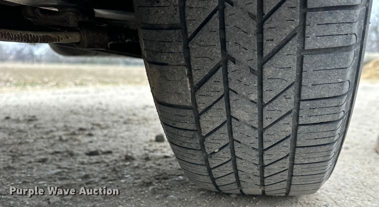 image for item NJ9392 2002 Saturn LS 