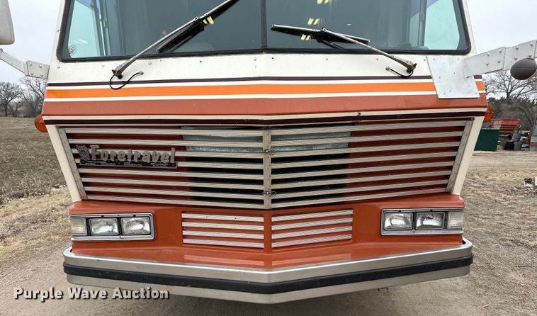 image for item NJ9393 1983 Foretravel V-715R RV