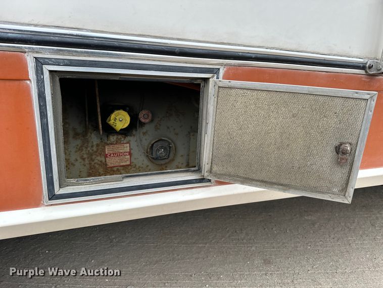 image for item NJ9393 1983 Foretravel V-715R RV