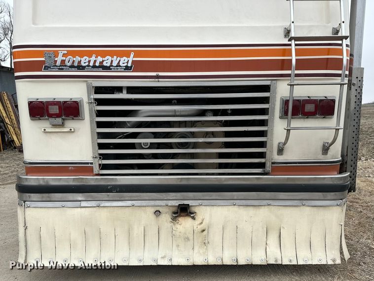 image for item NJ9393 1983 Foretravel V-715R RV