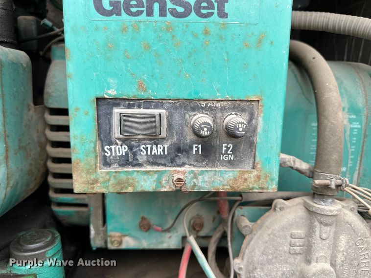 image for item NJ9393 1983 Foretravel V-715R RV