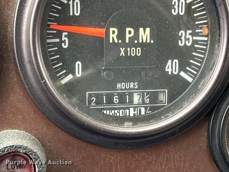 image for item NJ9393 1983 Foretravel V-715R RV