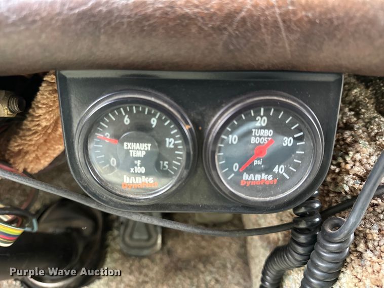 image for item NJ9393 1983 Foretravel V-715R RV