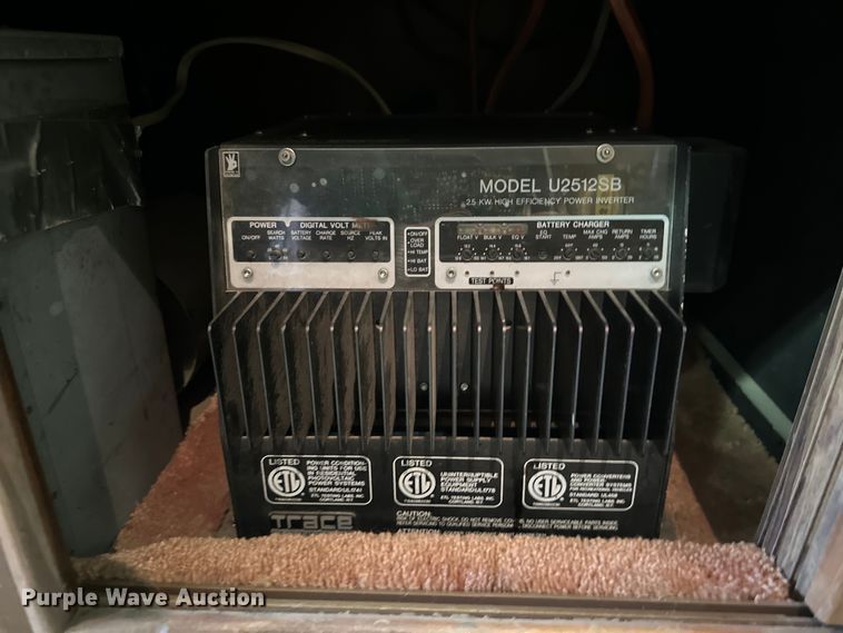 image for item NJ9393 1983 Foretravel V-715R RV