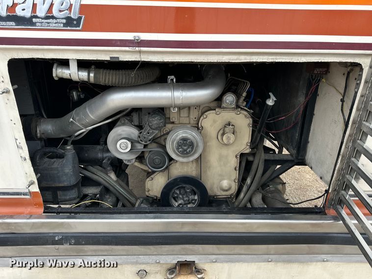 image for item NJ9393 1983 Foretravel V-715R RV