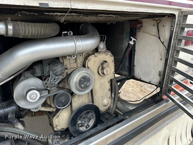 image for item NJ9393 1983 Foretravel V-715R RV