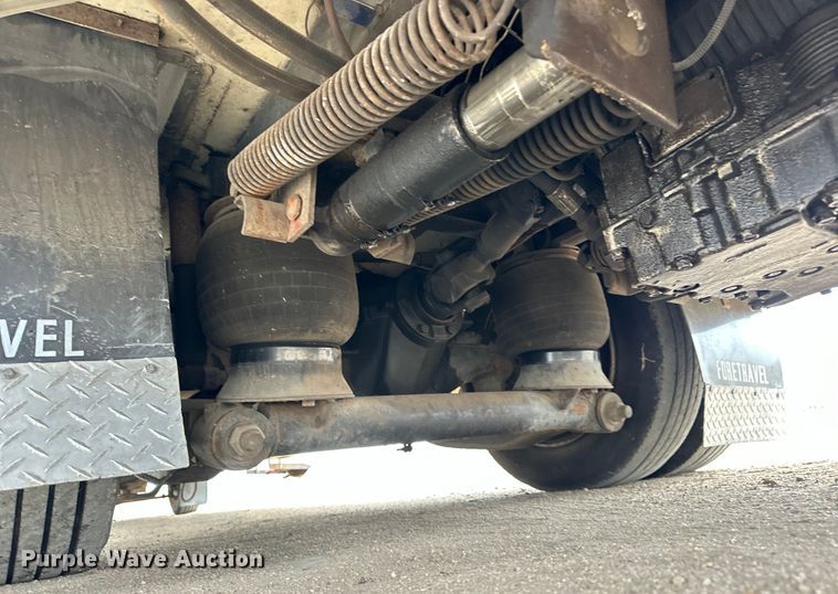 image for item NJ9393 1983 Foretravel V-715R RV