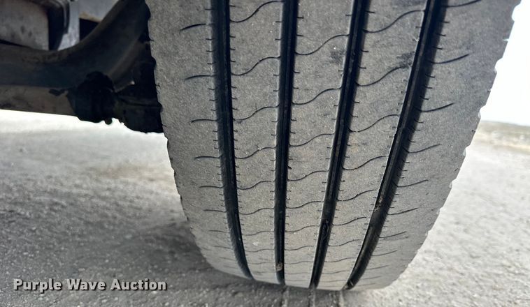 image for item NJ9393 1983 Foretravel V-715R RV