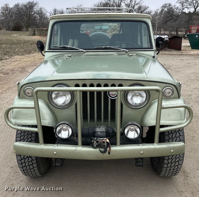 image for item NJ9394 1969 Jeep Commando SUV