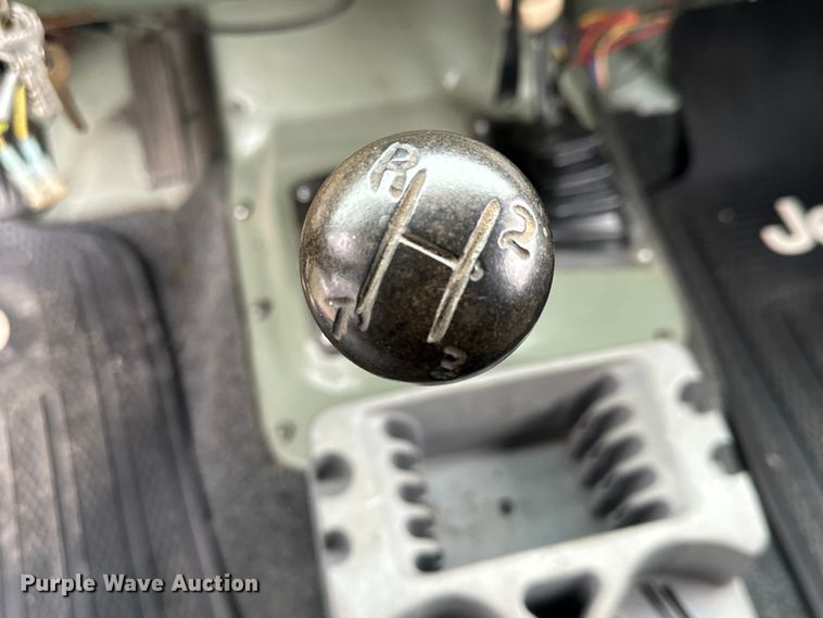 image for item NJ9394 1969 Jeep Commando SUV