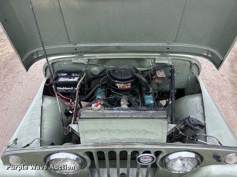 image for item NJ9394 1969 Jeep Commando SUV