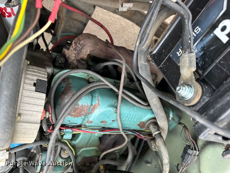 image for item NJ9394 1969 Jeep Commando SUV