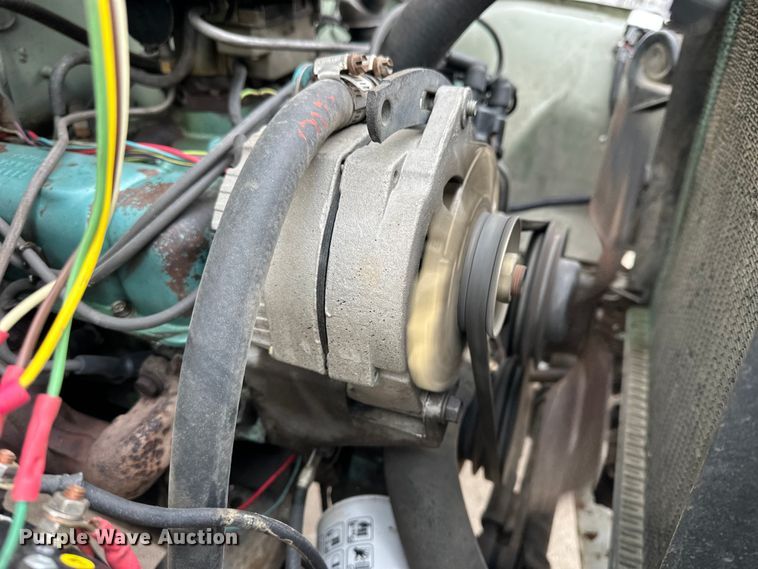 image for item NJ9394 1969 Jeep Commando SUV