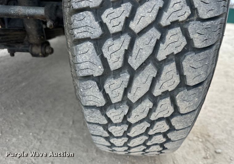 image for item NJ9394 1969 Jeep Commando SUV