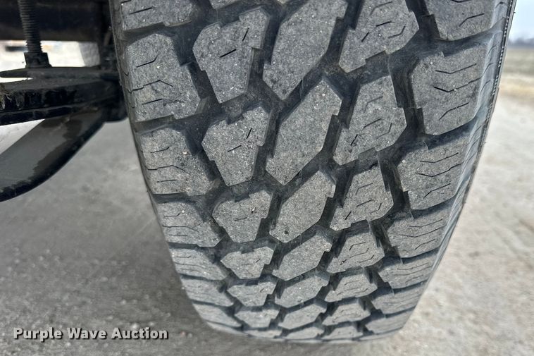 image for item NJ9394 1969 Jeep Commando SUV