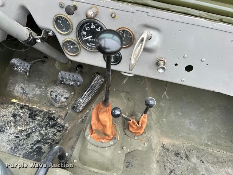 image for item NJ9395 1947 Willy's Jeep SUV