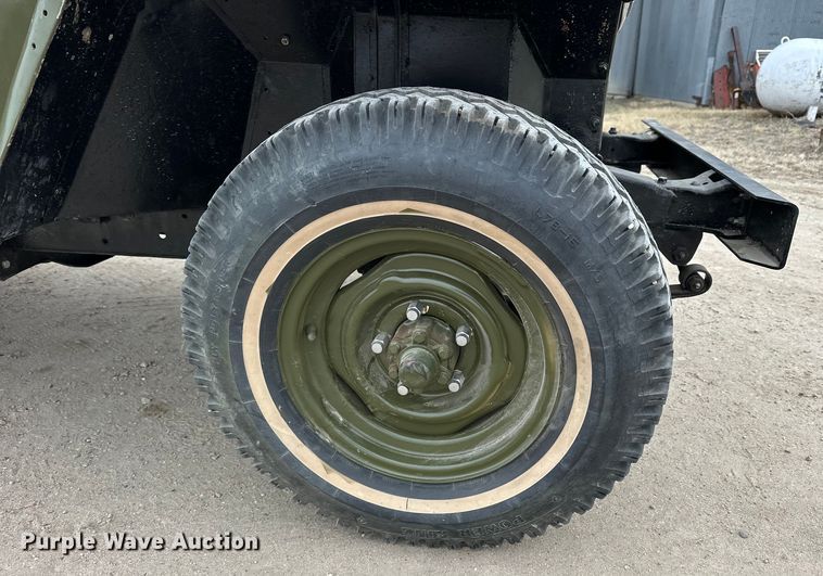 image for item NJ9395 1947 Willy's Jeep SUV