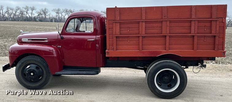 image for item NJ9397 1948 Ford F-5 grain truck