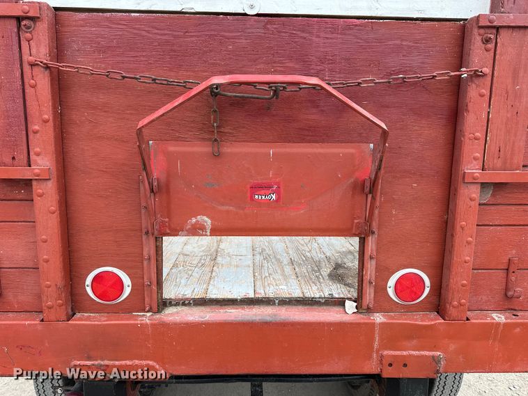 image for item NJ9397 1948 Ford F-5 grain truck