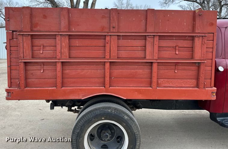 image for item NJ9397 1948 Ford F-5 grain truck