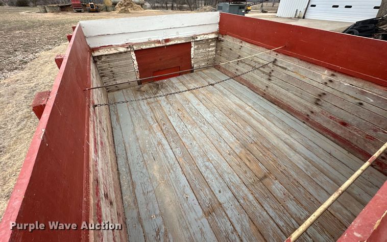 image for item NJ9397 1948 Ford F-5 grain truck